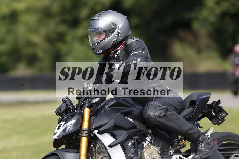 /Archiv-2025/42 07.08.2025 Peter Studer Girls Day ADR/Gruppe blau/60